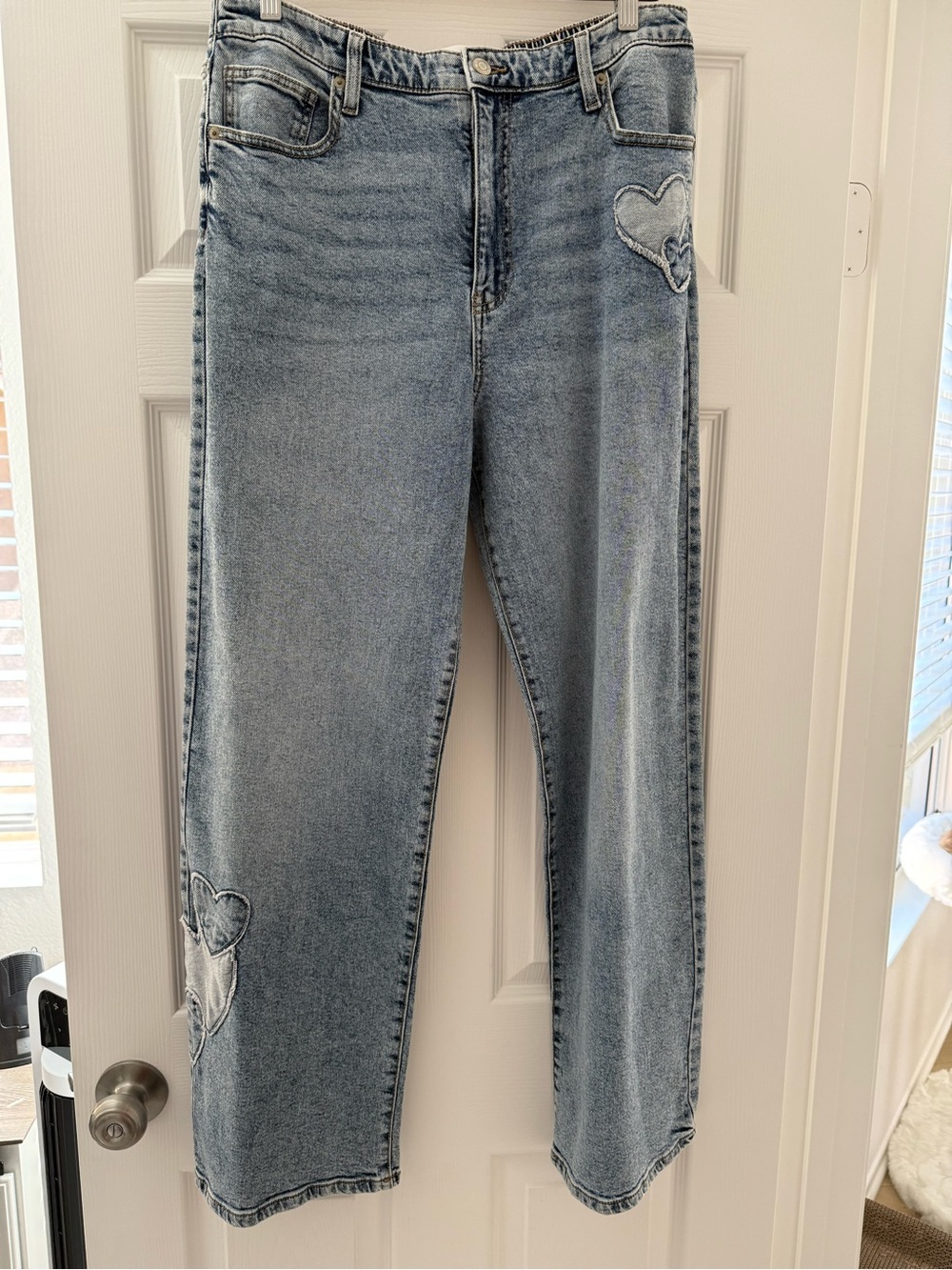 No Boundaries High Rise Baggy Wide Leg Heart Jeans Size L